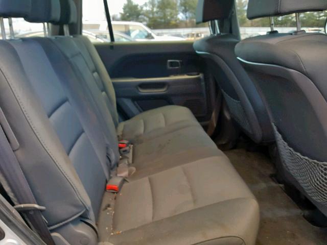 5FNYF18106B016360 - 2006 HONDA PILOT LX SILVER photo 6