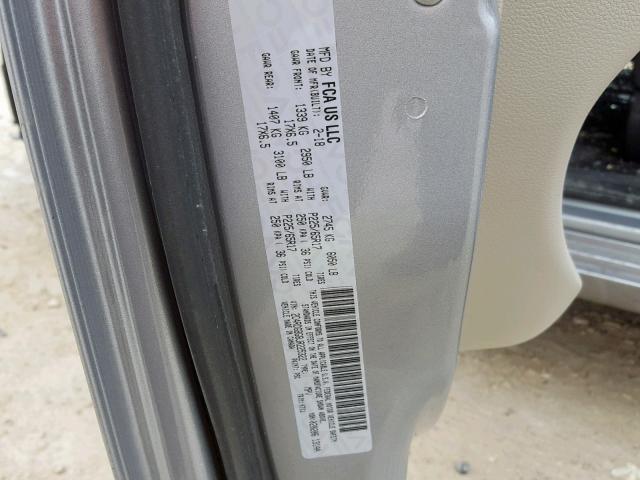 2C4RDGBG8JR225322 - 2018 DODGE GRAND CARA SILVER photo 10