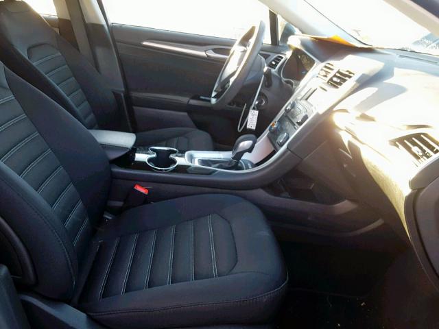 3FA6P0H77FR169101 - 2015 FORD FUSION SE GRAY photo 5