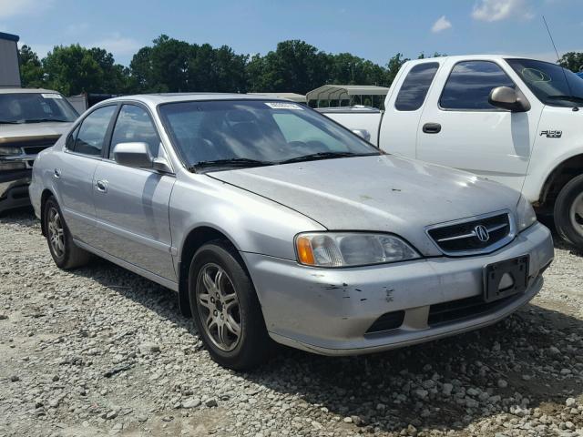 19UUA5660YA025267 - 2000 ACURA 3.2TL SILVER photo 1