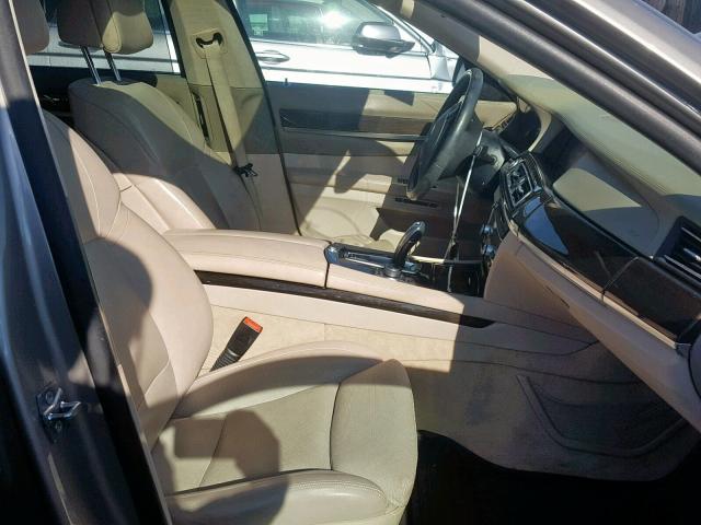 WBAKB8C56BCY66521 - 2011 BMW 750LI GOLD photo 5