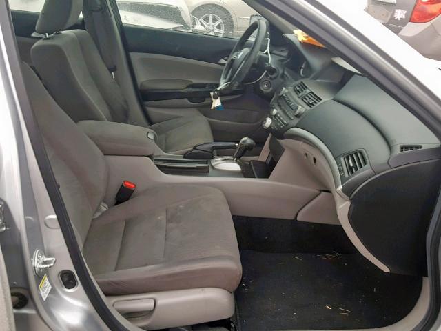 1HGCP2F44BA050445 - 2011 HONDA ACCORD LXP SILVER photo 5