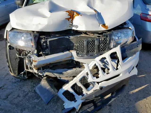 1C4NJDBB4FD332243 - 2015 JEEP COMPASS SP თეთრი ფოტო 9