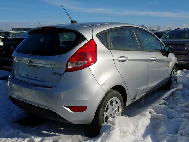 3FADP4EJ9CM221562 - 2012 FORD FIESTA SE SILVER photo 4