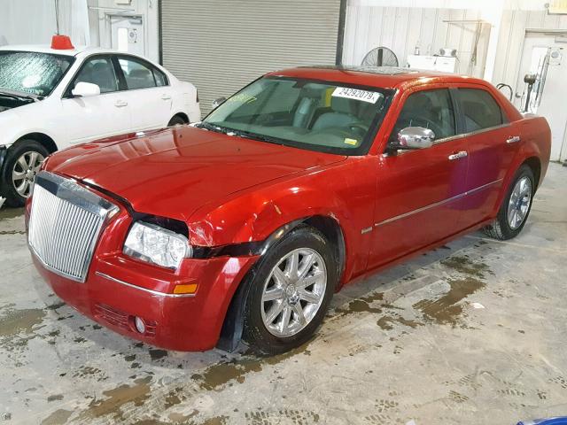 2C3CA5CV1AH134077 - 2010 CHRYSLER 300 TOURIN RED photo 2