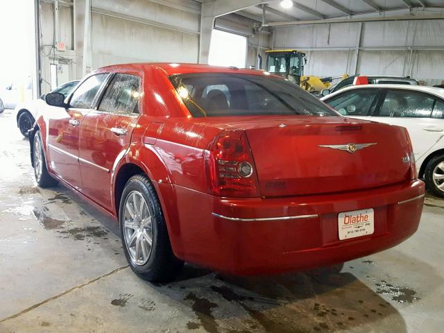 2C3CA5CV1AH134077 - 2010 CHRYSLER 300 TOURIN RED photo 3