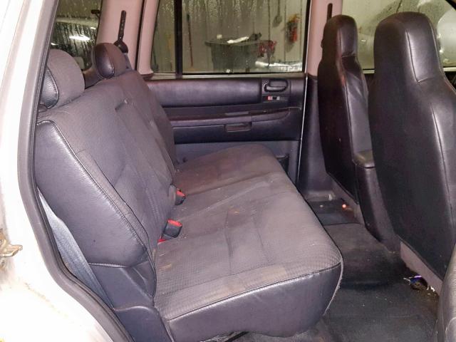 1B4HS38NX2F130105 - 2002 DODGE DURANGO SP SILVER photo 6