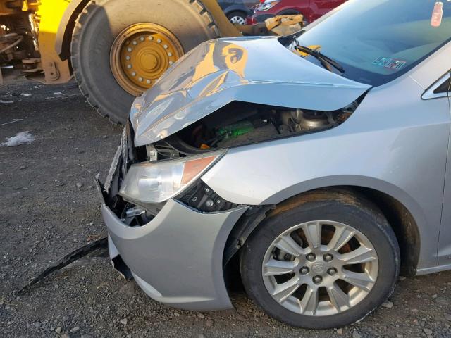 1G4GA5GR0CF313737 - 2012 BUICK LACROSSE SILVER photo 9