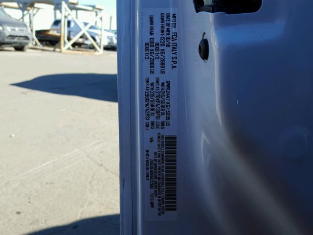 ZFBERFAB1H6E22100 - 2017 RAM PROMASTER 白色 照片 10