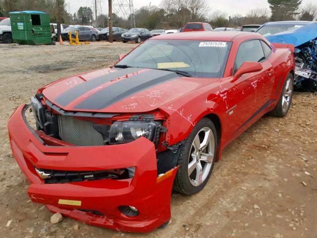 2G1FK1EJ1D9173803 - 2013 CHEVROLET CAMARO 2SS RED photo 2