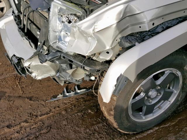 1J8HG48K08C202870 - 2008 JEEP COMMANDER SILVER photo 10