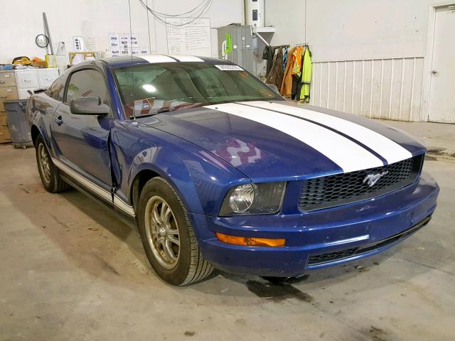 1ZVFT80N275232685 - 2007 FORD MUSTANG BLUE photo 1