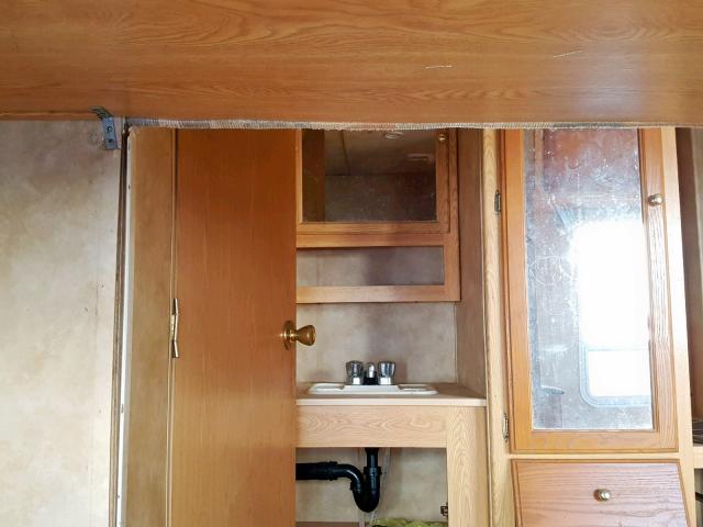 4YDT32B2X5E315488 - 2005 KEYSTONE HORNET WHITE photo 5