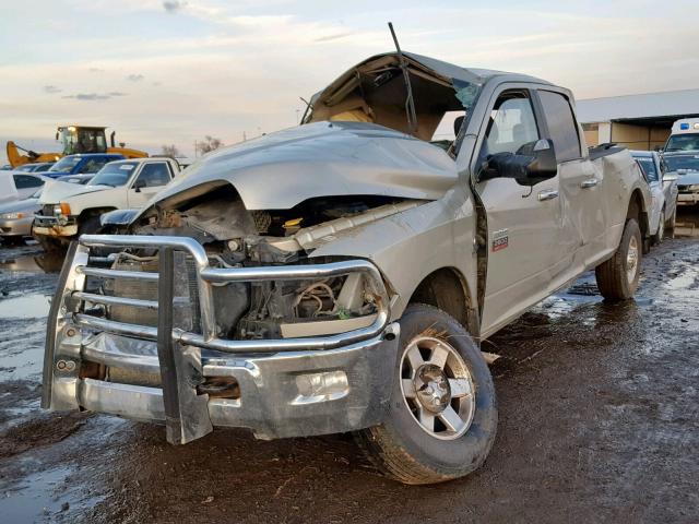 3D7UT2CL2AG125711 - 2010 DODGE RAM 2500 SILVER photo 2