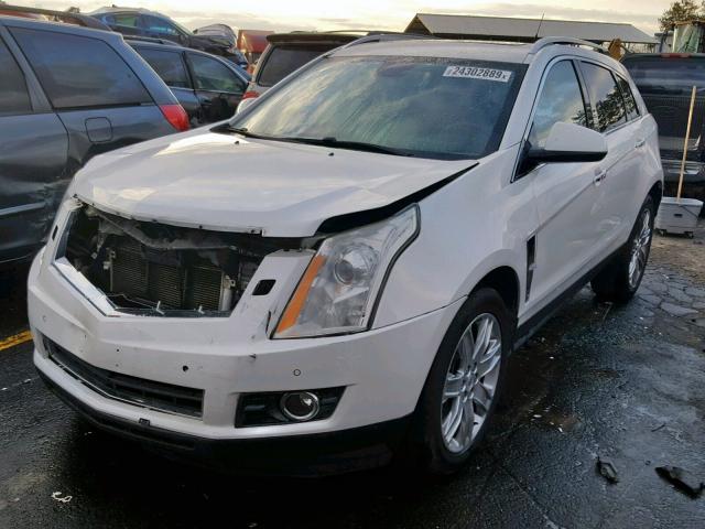 3GYFNCEY9BS620007 - 2011 CADILLAC SRX PREMIU WHITE photo 2