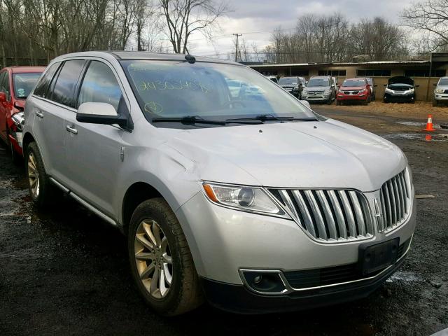 2LMDJ8JK8BBJ26525 - 2011 LINCOLN MKX SILVER photo 1