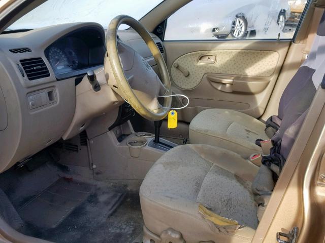 KNADC125236205180 - 2003 KIA RIO GOLD photo 5