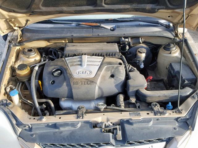 KNADC125236205180 - 2003 KIA RIO GOLD photo 7