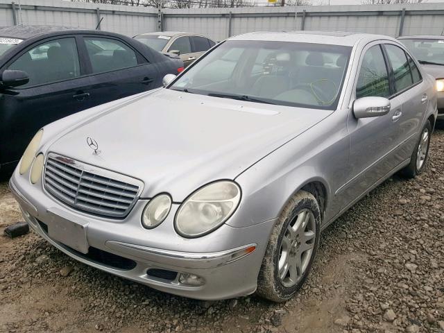 WDBUF65J73A155887 - 2003 MERCEDES-BENZ E 320 SILVER photo 2