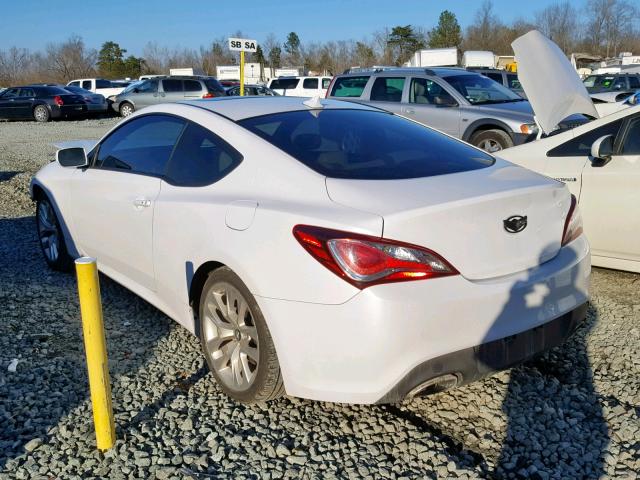 KMHHT6KD7DU111961 - 2013 HYUNDAI GENESIS CO WHITE photo 3