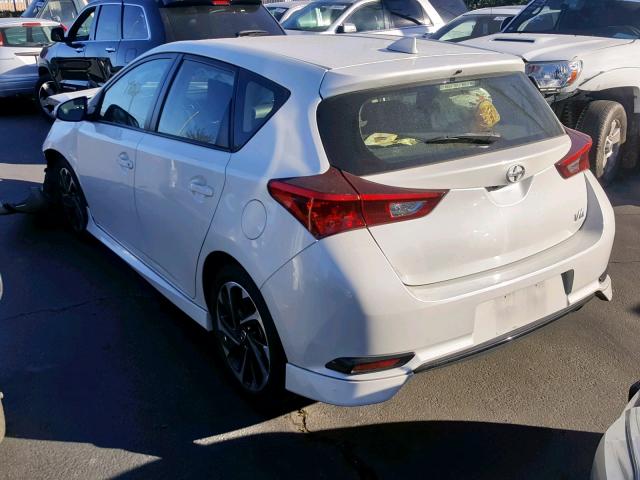 JTNKARJE5GJ505097 - 2016 TOYOTA SCION IM WHITE photo 3