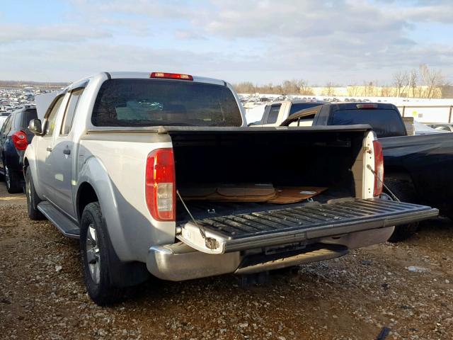 1N6AD0EV5AC447465 - 2010 NISSAN FRONTIER C GRAY photo 3