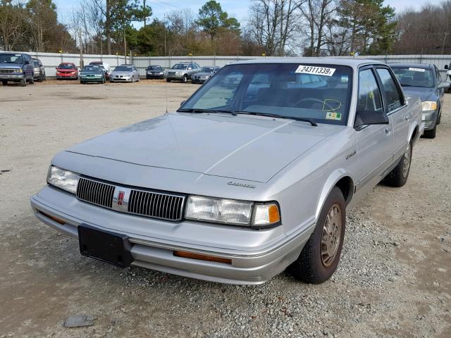 1G3AG54N4P6420225 - 1993 OLDSMOBILE CUTLASS CI SILVER photo 2