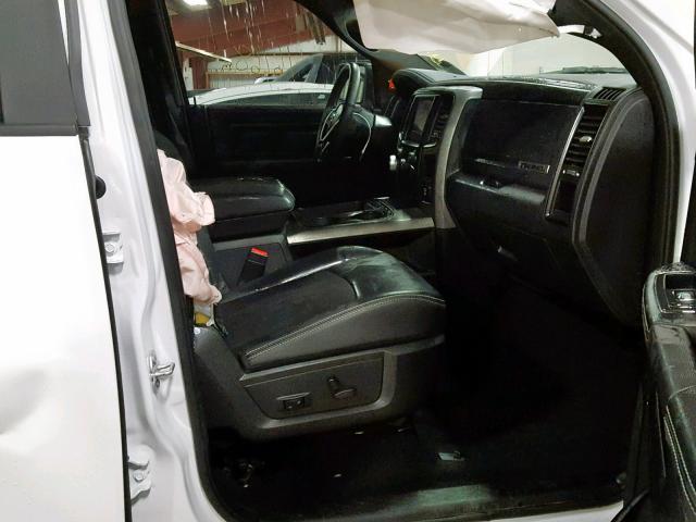 1C6RR7YT7JS235819 - 2018 RAM 1500 REBEL თეთრი ფოტო 5