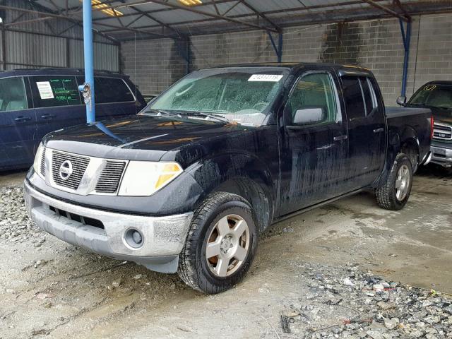 1N6AD07U85C443176 - 2005 NISSAN FRONTIER C BLACK photo 2