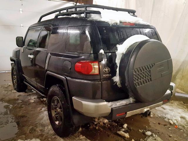 JTEBU11F770053788 - 2007 TOYOTA FJ CRUISER BLACK photo 3