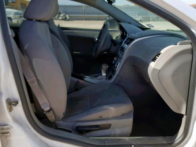 1G1ZB5E06CF315404 - 2012 CHEVROLET MALIBU LS თეთრი ფოტო 5