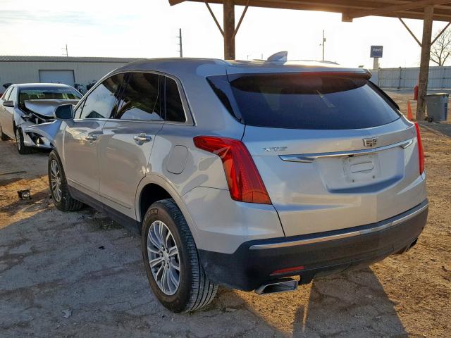 1GYKNBRS2HZ249850 - 2017 CADILLAC XT5 LUXURY SILVER photo 3