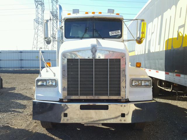 1XKDD69X8SJ667599 - 1995 KENWORTH CONSTRUCTI WHITE photo 10