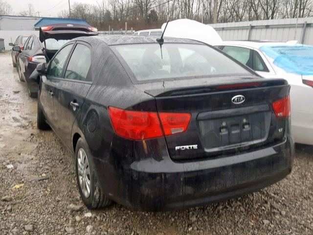 KNAFU4A26D5721581 - 2013 KIA FORTE EX BLACK photo 3