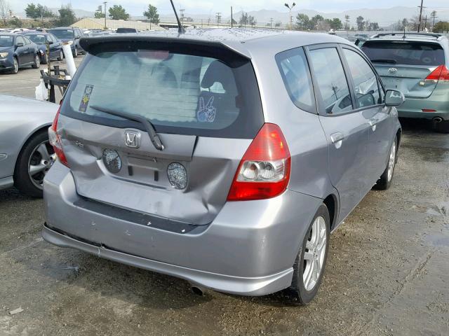 JHMGD38668S006106 - 2008 HONDA FIT SPORT SILVER photo 4