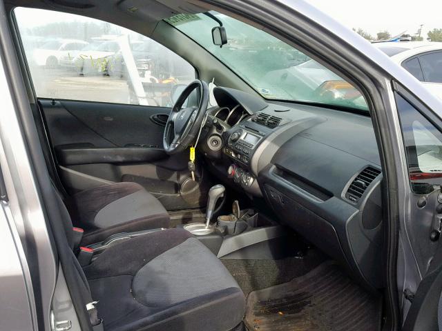 JHMGD38668S006106 - 2008 HONDA FIT SPORT SILVER photo 5