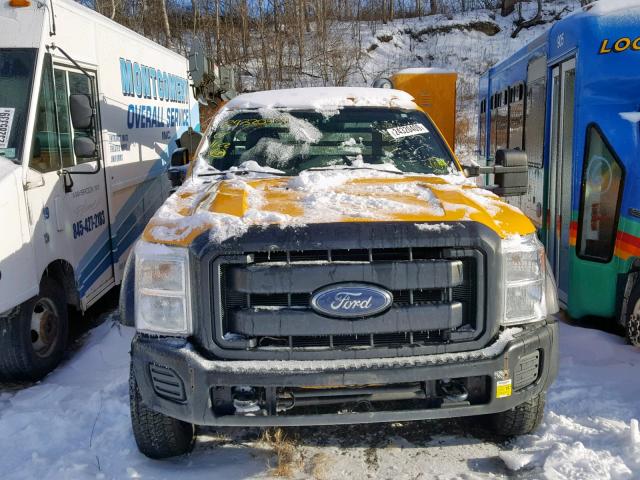 1FDUF5GT4CEC27093 - 2012 FORD F550 SUPER YELLOW photo 9