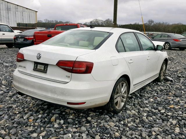 3VWL17AJ8HM225668 - 2017 VOLKSWAGEN JETTA SEL WHITE photo 4