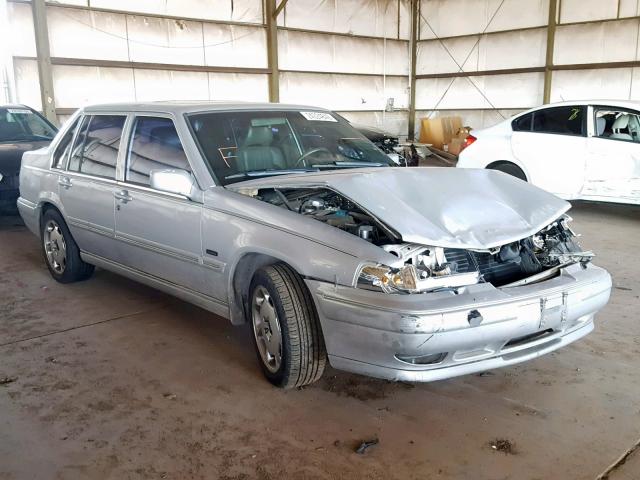 YV1KS9605W1141142 - 1998 VOLVO S90 SILVER photo 1