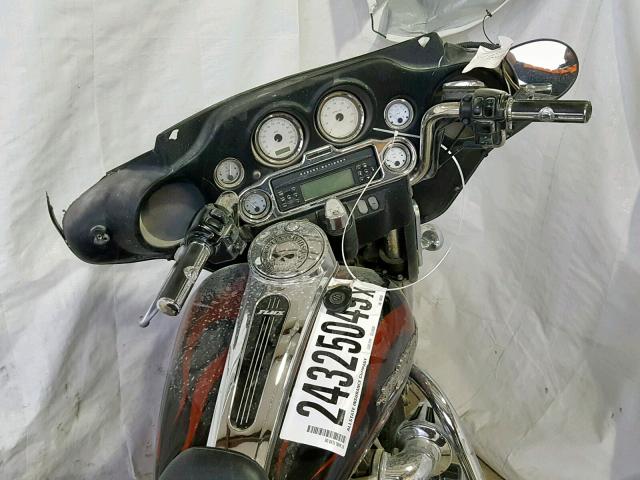 1HD1KB4167Y658266 - 2007 HARLEY-DAVIDSON FLHX BLACK photo 5