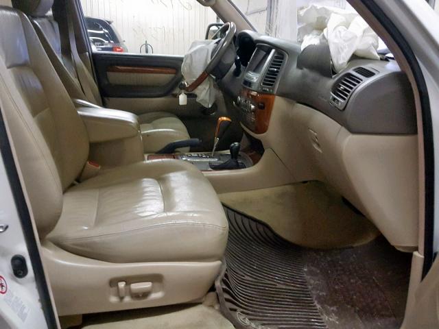 JTJHT00W933528439 - 2003 LEXUS LX 470 WHITE photo 5