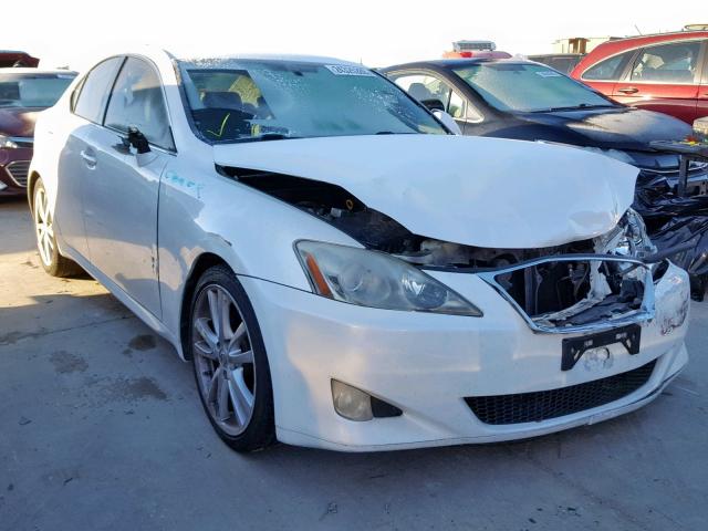 JTHBK262972036032 - 2007 LEXUS IS 250 WHITE photo 1