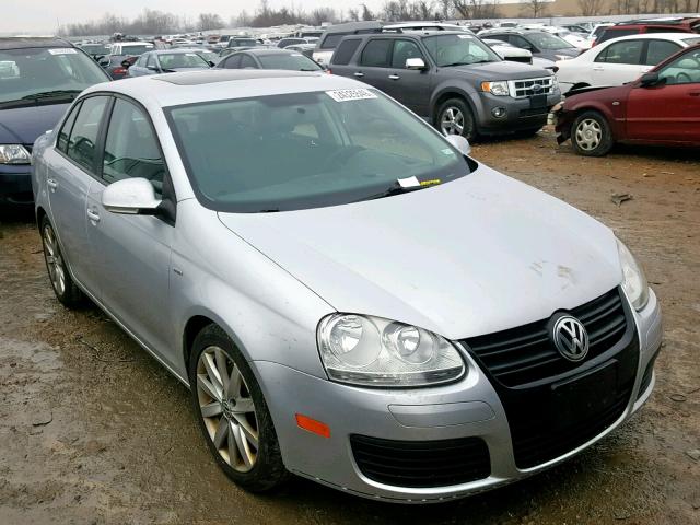 3VWRA7AJ9AM064411 - 2010 VOLKSWAGEN JETTA WOLF SILVER photo 1