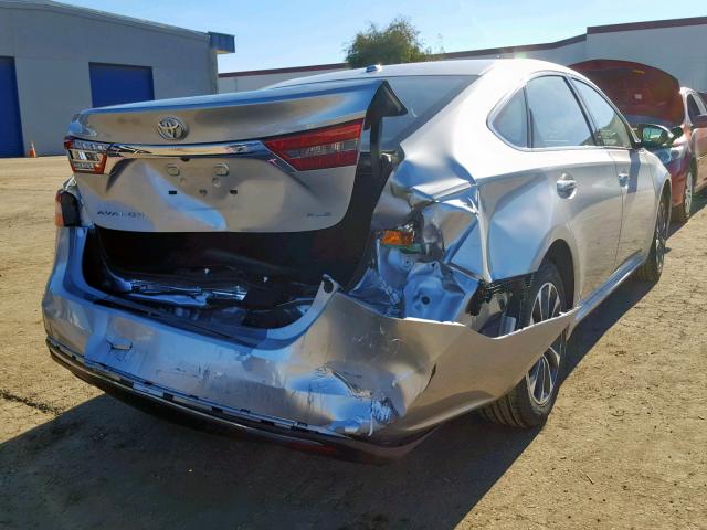 4T1BK1EB0JU284559 - 2018 TOYOTA AVALON XLE SILVER photo 4