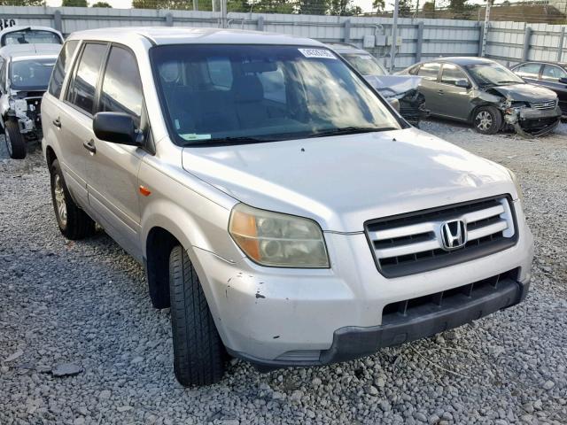 5FNYF28197B035044 - 2007 HONDA PILOT LX SILVER photo 1