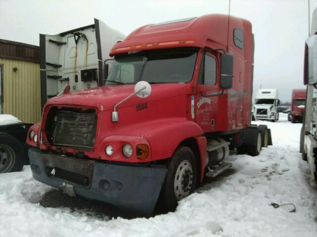 1FUJBBCK37LV78912 - 2007 FREIGHTLINER CONVENTION RED photo 2