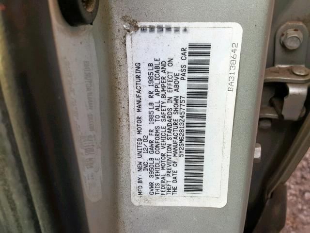 5Y2SM62813Z457757 - 2003 PONTIAC VIBE SILVER photo 10