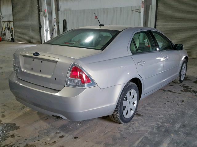 3FAHP06Z19R171220 - 2009 FORD FUSION S SILVER photo 4