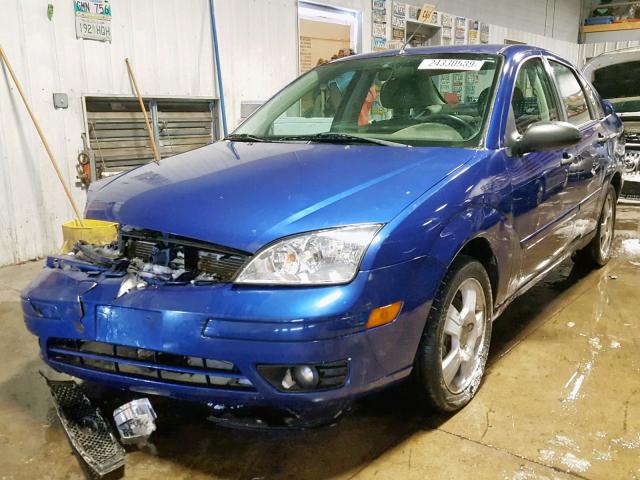 1FAHP34N36W131036 - 2006 FORD FOCUS ZX4 BLUE photo 2