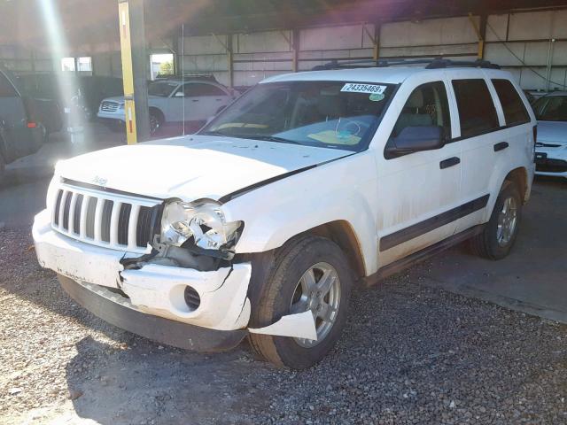 1J4GR48KX6C152757 - 2006 JEEP GRAND CHER WHITE photo 2